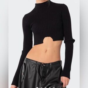 EDIKTED Bonnie Mock Neck Crop Top Sweater